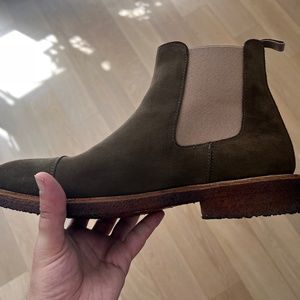 Taft Outback Boot (Olive suede, size 8)
